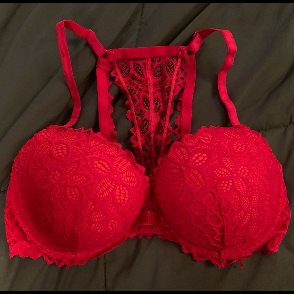 Victoria’s Secret Red Lace Racer Back Bra. 36DD/36E